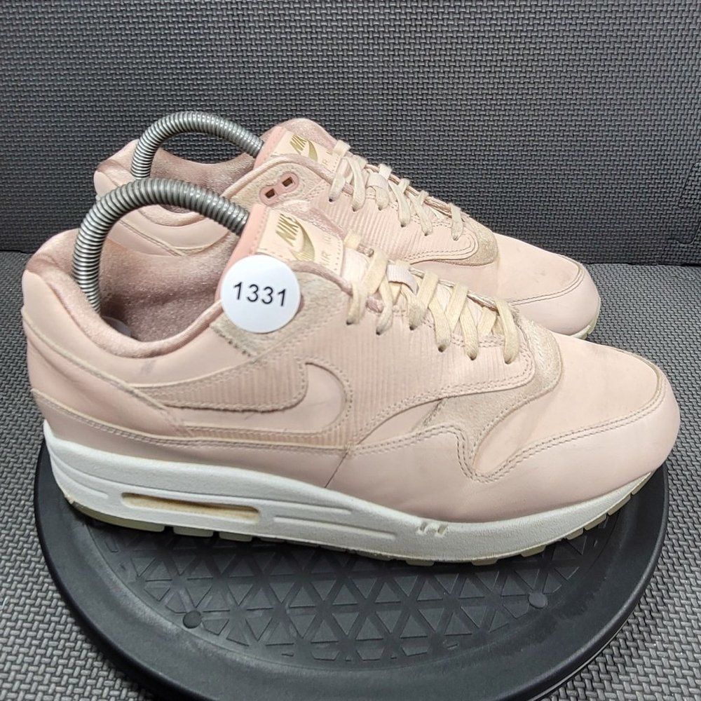 Womens Sz 9 Particle Beige Nike Air Max 1 Athletic Shoes